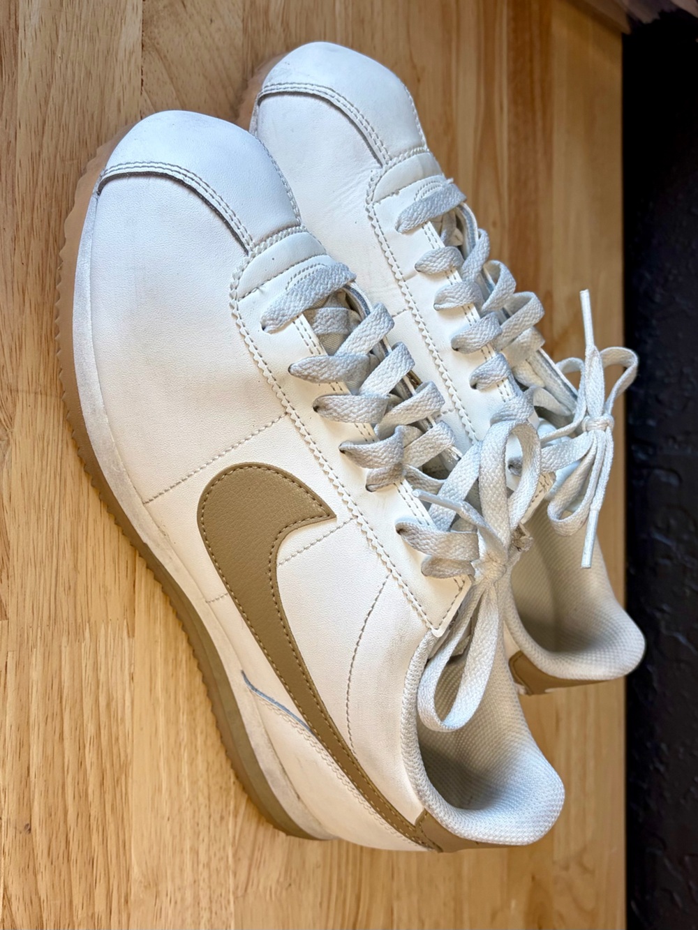 Nike Men's White Sneakers with Tan Swoosh